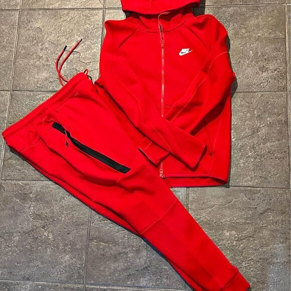 Nike tech fleece(old season) - Picture 1 of 3